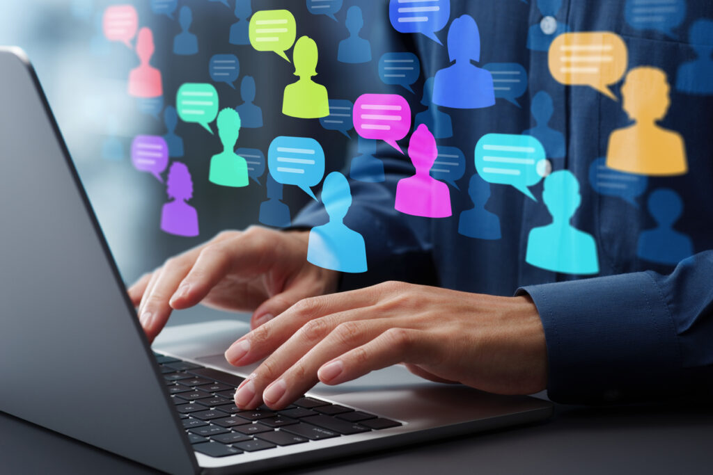 sns-chat-messages-and-communications-analysis-of-social-media-communication-for-marketing-marketer-using-laptop-computer-to-analyze-social-media-trends